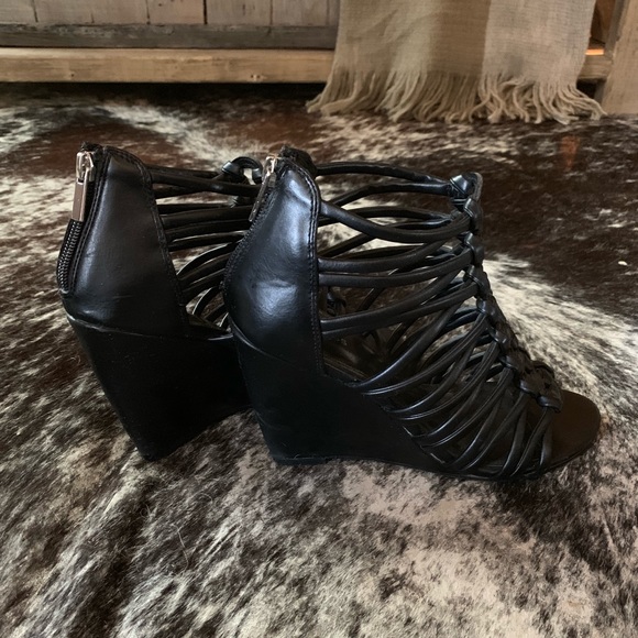 🖤Black Sandal Wedge - Picture 3 of 4